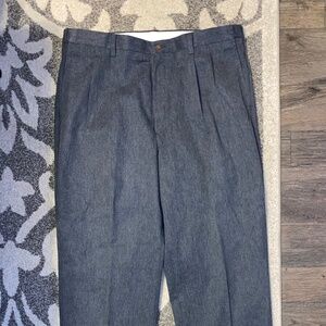 Farrah size 40/32 men’s gray dress pants
